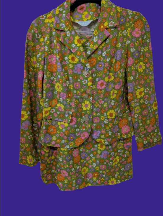 Vintage Jackets & Blazers - Vintage Suit 1960s Fabric Floral Green Patterned Mint Condition
